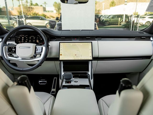 2026 Land Rover Range Rover SE SWB P530