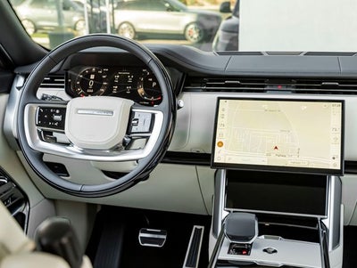 2026 Land Rover Range Rover SE SWB P530