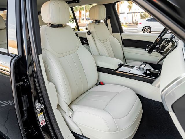2026 Land Rover Range Rover SE SWB P530
