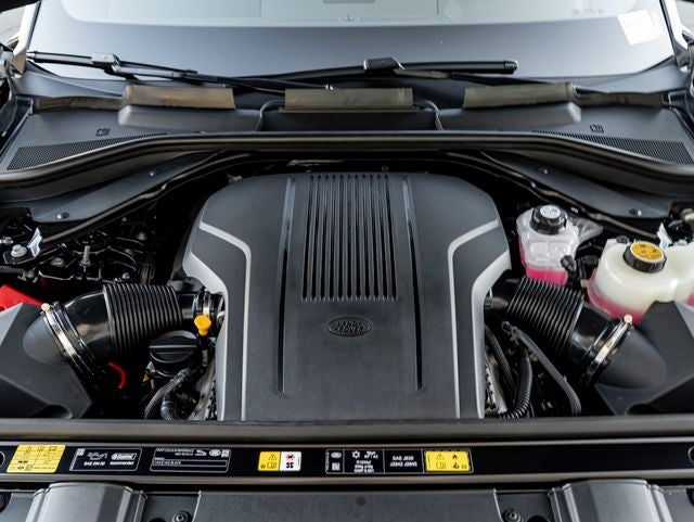 2026 Land Rover Range Rover SE SWB P530