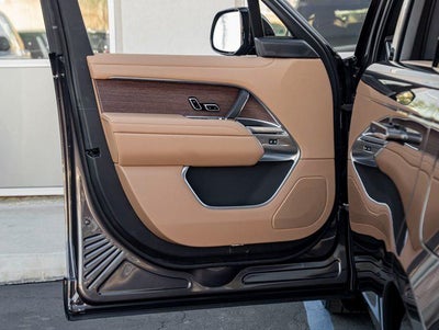 2026 Land Rover Range Rover PHEV SE