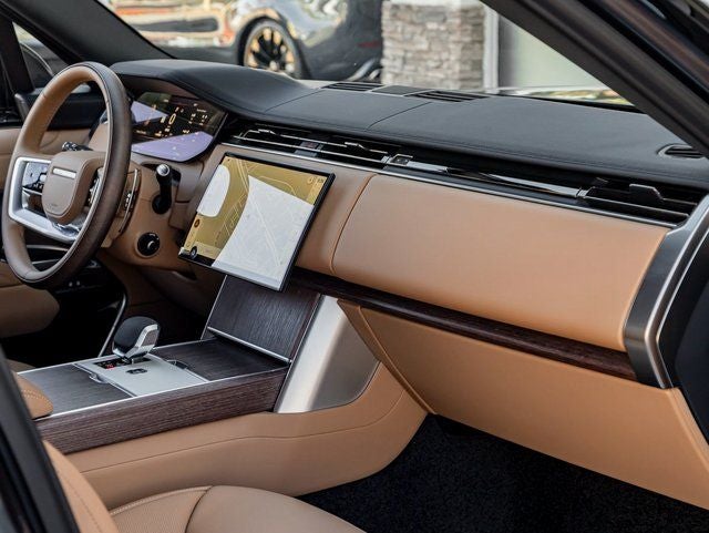 2026 Land Rover Range Rover PHEV SE