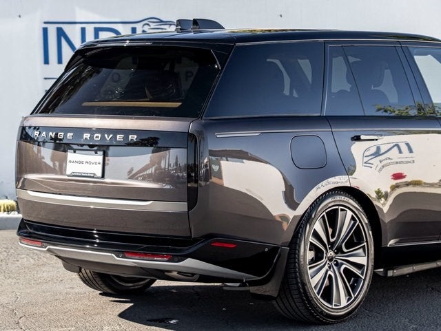 2026 Land Rover Range Rover PHEV SE