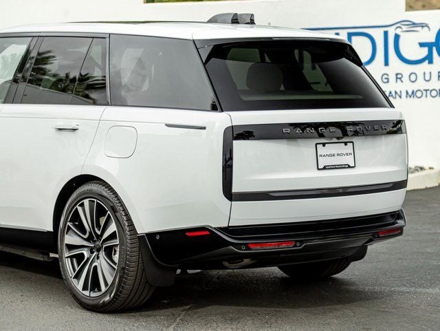 2026 Land Rover Range Rover Plug-In Hybrid SE