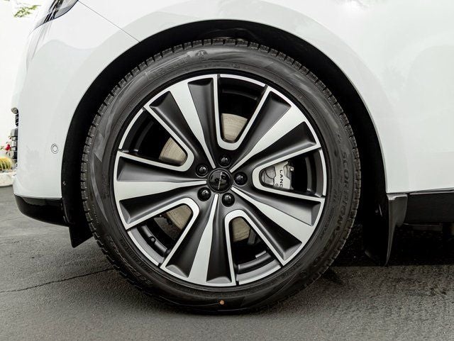 2026 Land Rover Range Rover Plug-In Hybrid SE