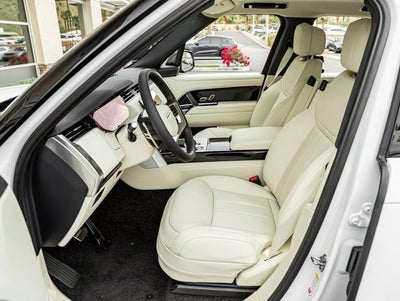 2026 Land Rover Range Rover Plug-In Hybrid SE