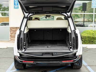 2026 Land Rover Range Rover Plug-In Hybrid SE