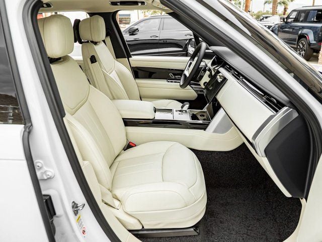 2026 Land Rover Range Rover Plug-In Hybrid SE