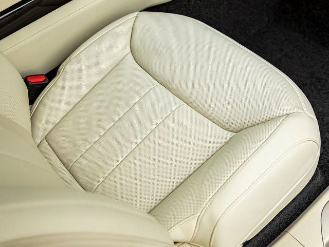 2026 Land Rover Range Rover Plug-In Hybrid SE