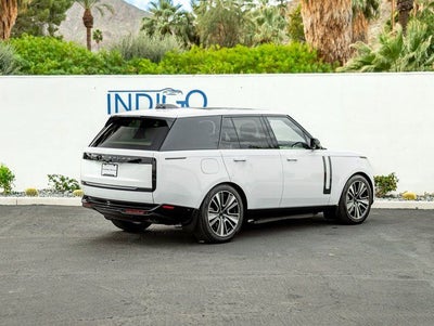 2026 Land Rover Range Rover Plug-In Hybrid SE