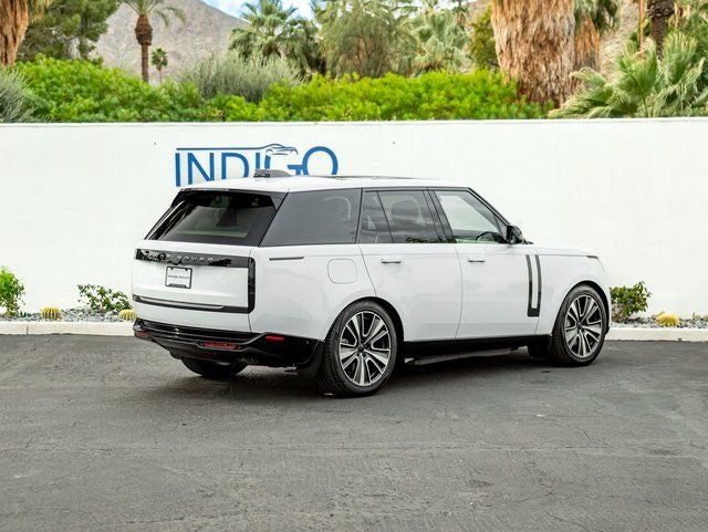 2026 Land Rover Range Rover Plug-In Hybrid SE