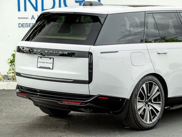 2026 Land Rover Range Rover Plug-In Hybrid SE