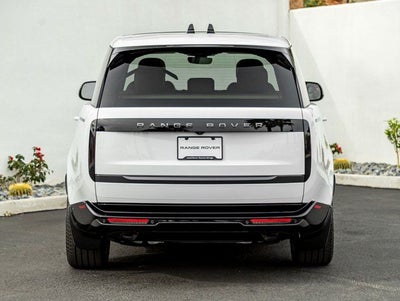2026 Land Rover Range Rover Plug-In Hybrid SE