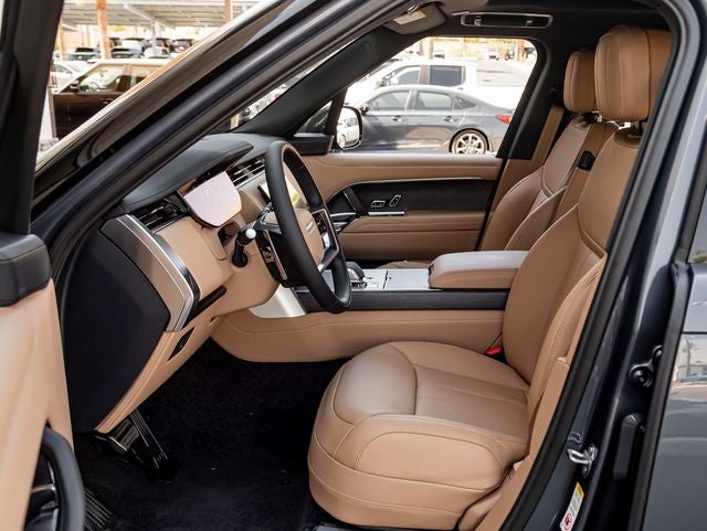 2026 Land Rover Range Rover Plug-In Hybrid SE
