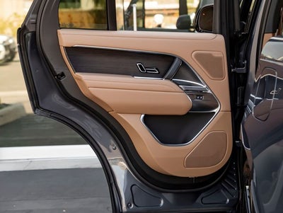 2026 Land Rover Range Rover Plug-In Hybrid SE