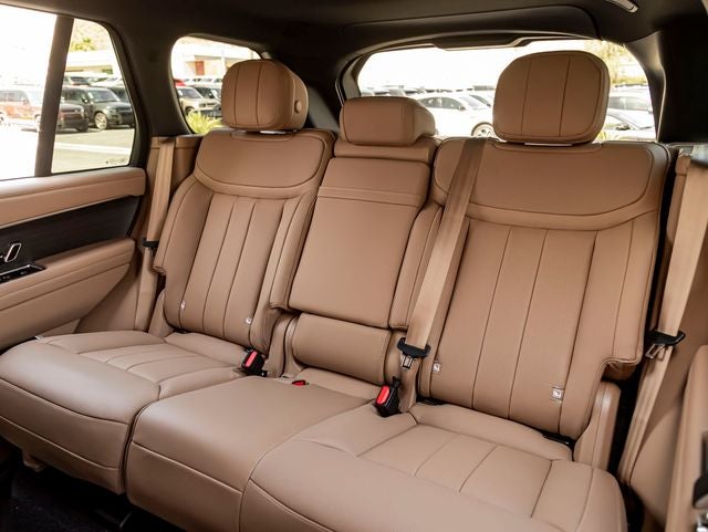 2026 Land Rover Range Rover Plug-In Hybrid SE