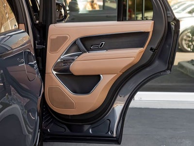 2026 Land Rover Range Rover Plug-In Hybrid SE