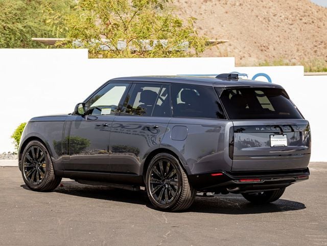 2026 Land Rover Range Rover Plug-In Hybrid SE