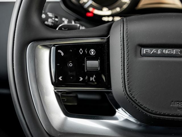 2026 Land Rover Range Rover Plug-In Hybrid SE
