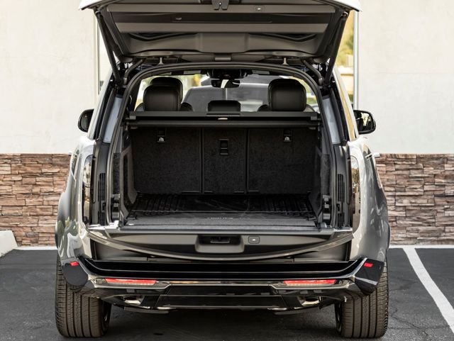2026 Land Rover Range Rover Plug-In Hybrid SE