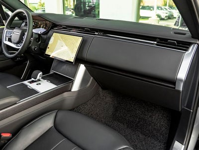 2026 Land Rover Range Rover Plug-In Hybrid SE