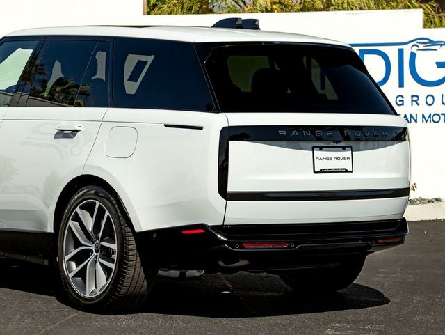 2026 Land Rover Range Rover Plug-In Hybrid SE