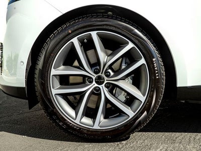 2026 Land Rover Range Rover Plug-In Hybrid SE