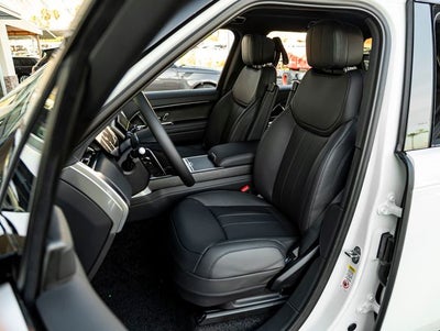 2026 Land Rover Range Rover Plug-In Hybrid SE