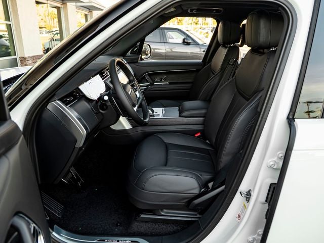 2026 Land Rover Range Rover Plug-In Hybrid SE