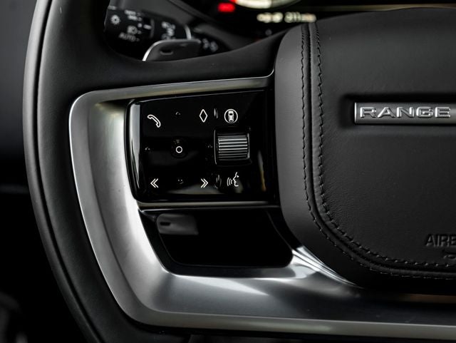 2026 Land Rover Range Rover Plug-In Hybrid SE