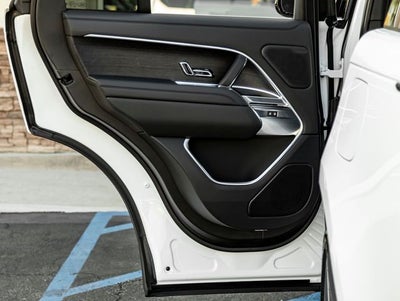 2026 Land Rover Range Rover Plug-In Hybrid SE