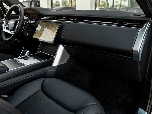2026 Land Rover Range Rover Plug-In Hybrid SE