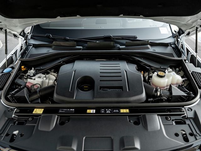 2026 Land Rover Range Rover Plug-In Hybrid SE
