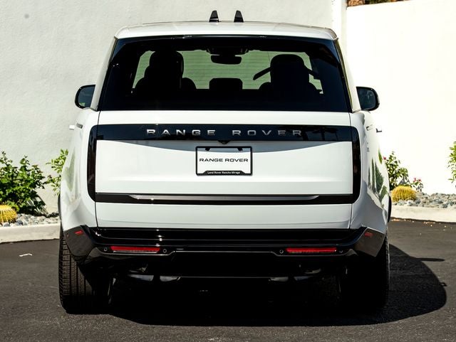 2026 Land Rover Range Rover Plug-In Hybrid SE