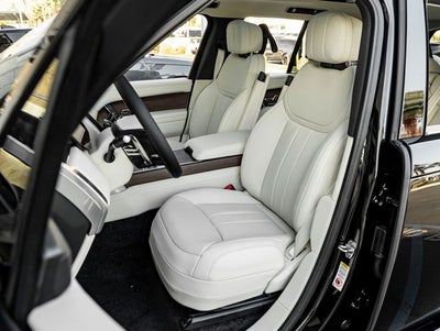 2026 Land Rover Range Rover SE