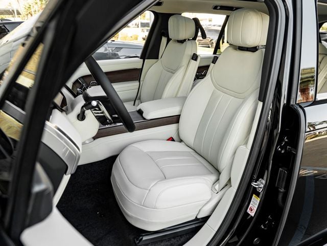 2026 Land Rover Range Rover SE