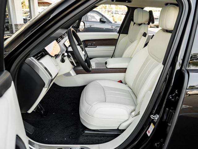 2026 Land Rover Range Rover SE