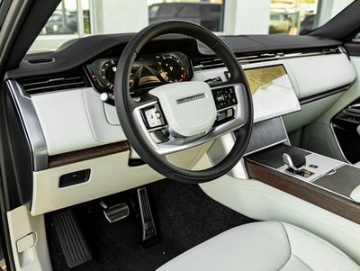 2026 Land Rover Range Rover SE