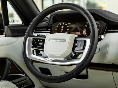 2026 Land Rover Range Rover SE