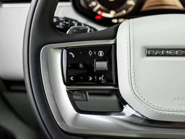 2026 Land Rover Range Rover SE