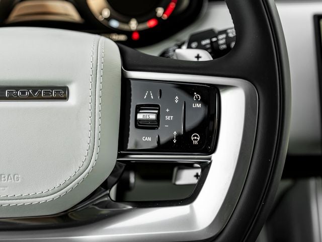 2026 Land Rover Range Rover SE