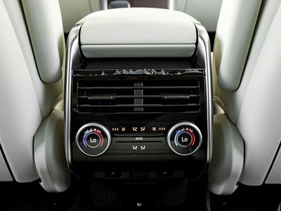 2026 Land Rover Range Rover SE
