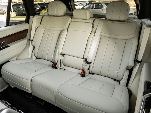 2026 Land Rover Range Rover SE