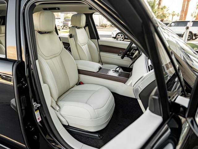 2026 Land Rover Range Rover SE