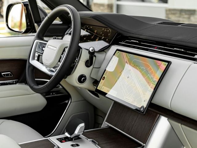 2026 Land Rover Range Rover SE