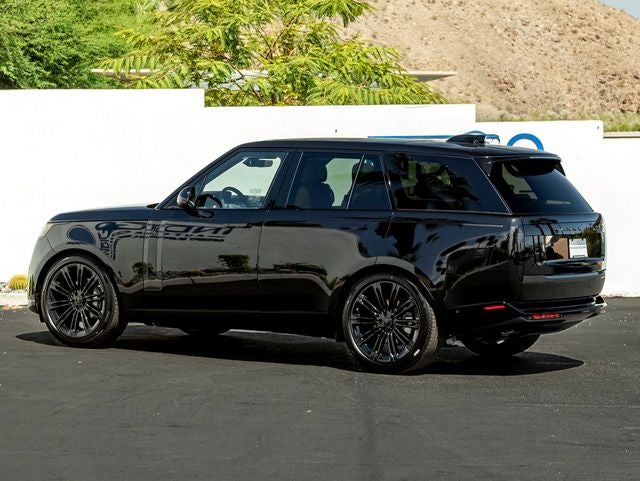2026 Land Rover Range Rover SE