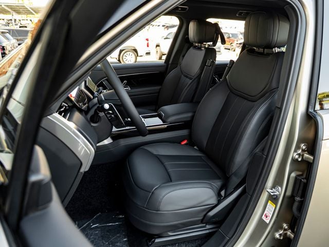 2026 Land Rover Range Rover SE