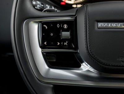 2026 Land Rover Range Rover SE