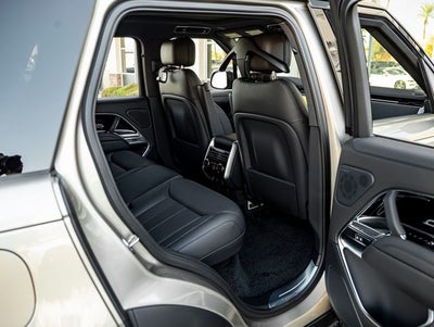 2026 Land Rover Range Rover SE