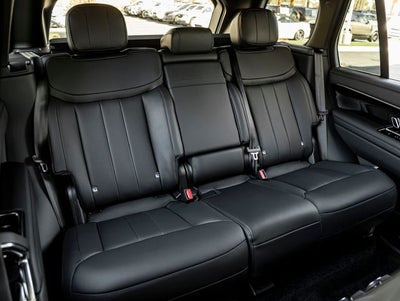 2026 Land Rover Range Rover SE